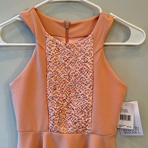 Badgely Mischa peach dress with sequined front. - Picture 5 of 5
